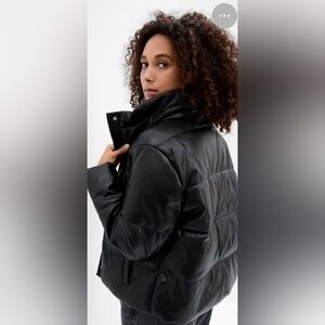 GAP Women's Black Puffer Jacket Faux Leather